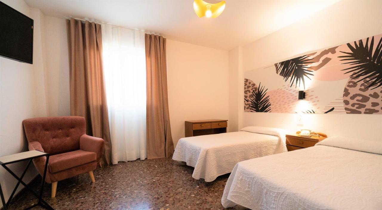 Hotel ROIG Benassal Exterior foto